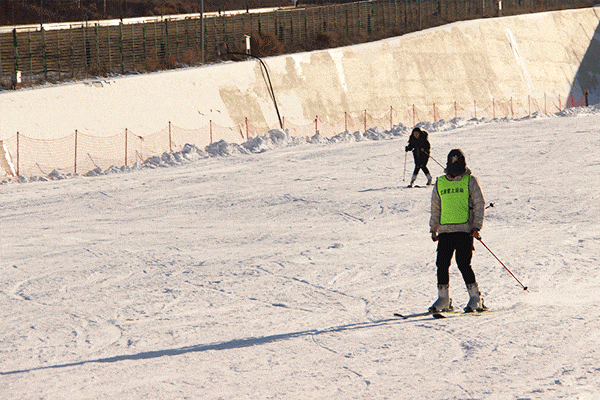 6大精品旅游线路解锁淄博冬春新玩法！瓦力棋牌试玩逛灯会、泡温