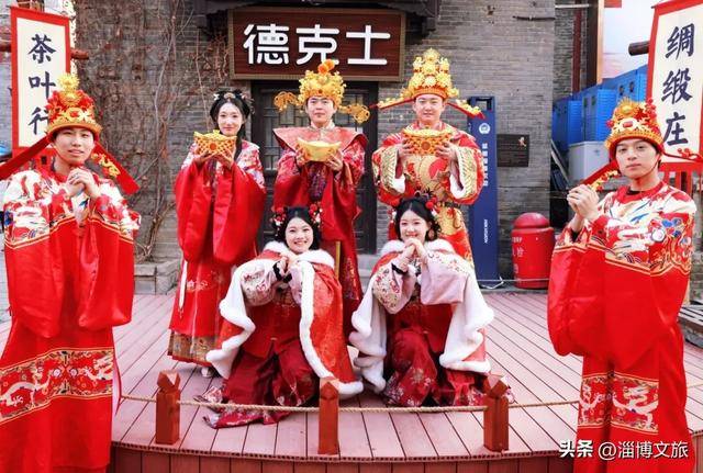 6大精品旅游线路解锁淄博冬春新玩法！瓦力棋牌试玩逛灯会、泡温泉、赶年集！(图10)